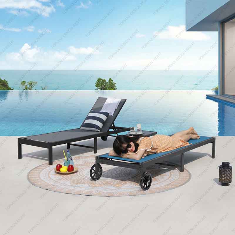 sun lounger