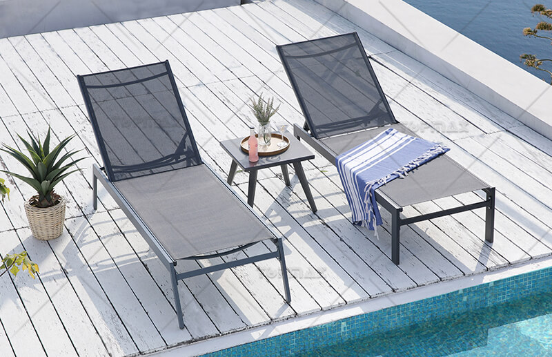 What Are the Benefits of Importing Beach Chairs in Bulk?