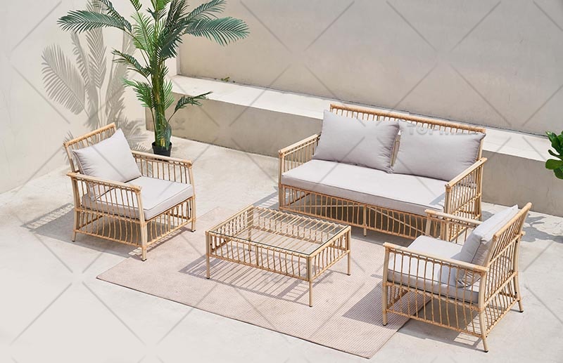 Upgrade Product Catalogue with Aluminium Outdoor Table and Chairs for Increased Sales