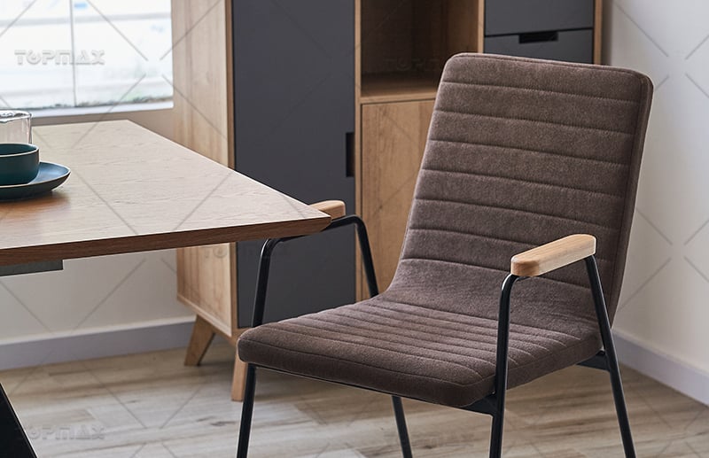 Is There Any Advice for Selecting Fancy Dining Room Chairs?