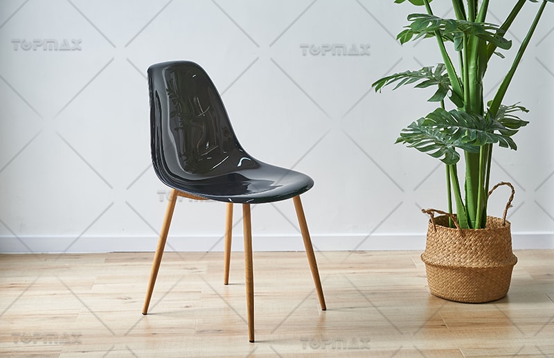 What Makes Black Restaurant Chairs Uncomfortable?