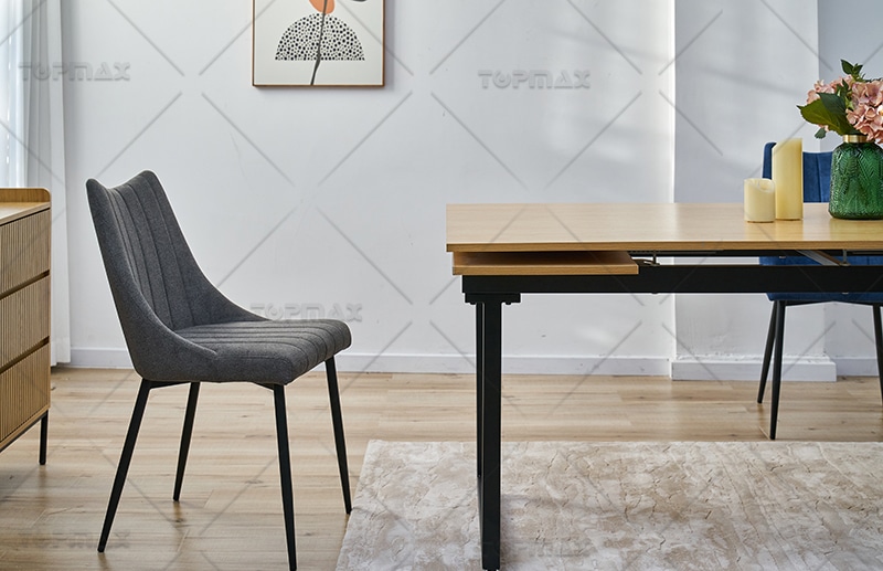 What Styles of New Dining Chairs Are Currently Trending?