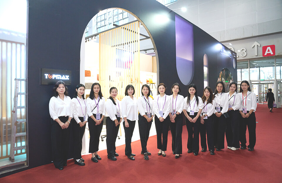 TOPMAX Furniture Impresses International Clients at the 136th Canton Fair