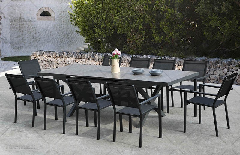 5-Minute Patio Furniture Dining Set Clean-Up and Winter Storage Hacks