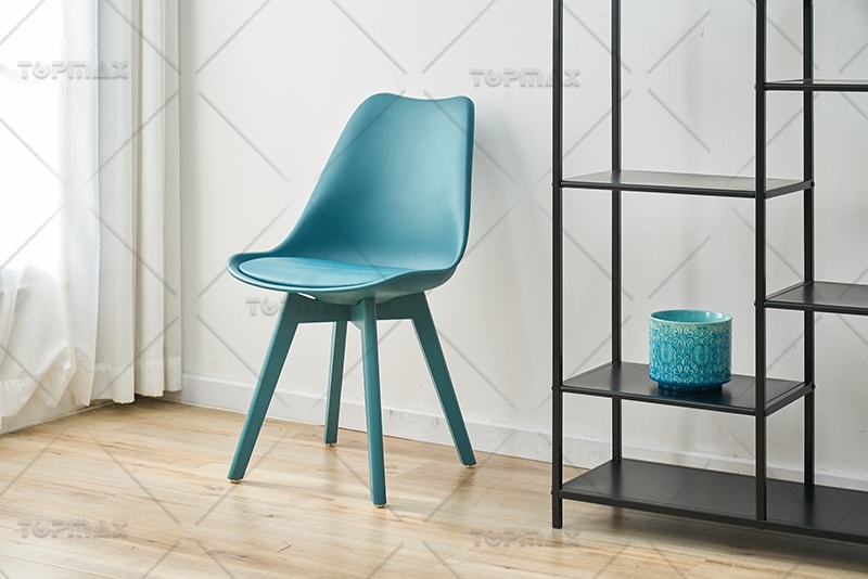 The Impact of Tulip Dining Chair Design on Modern Furniture Development