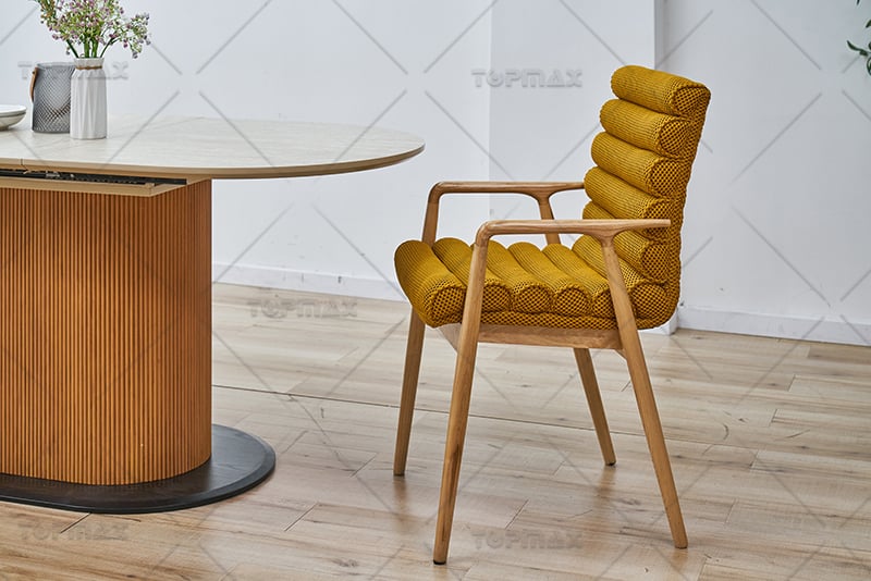 The Rise of Gold Metal Dining Chairs in Commercial Projects
