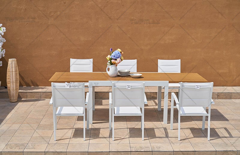 Customization Trends in Modern Patio Table and Chairs Manufacturing