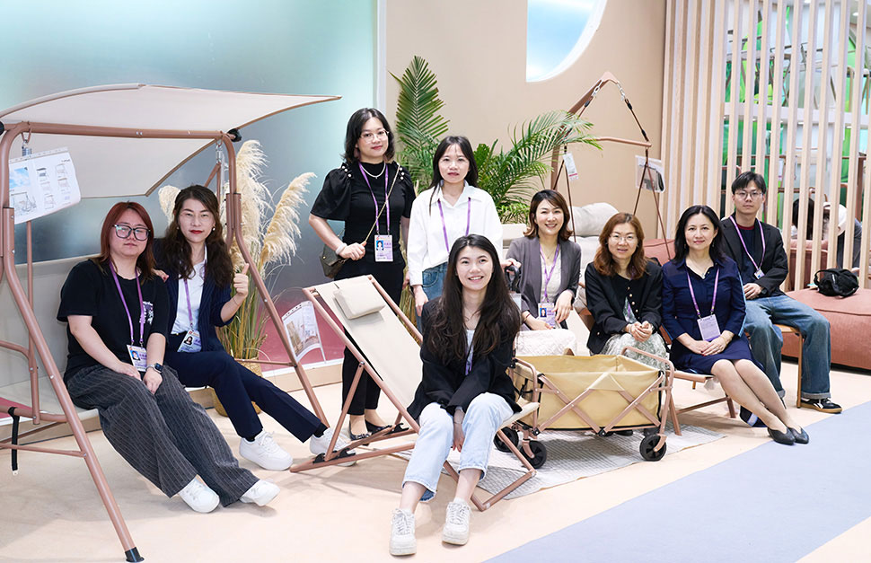 Topmax Outdoor Furniture RD Team